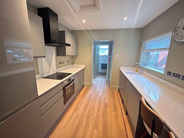 1 Bedroom Flat To Rent In Watt Close, Bromsgrove, B61