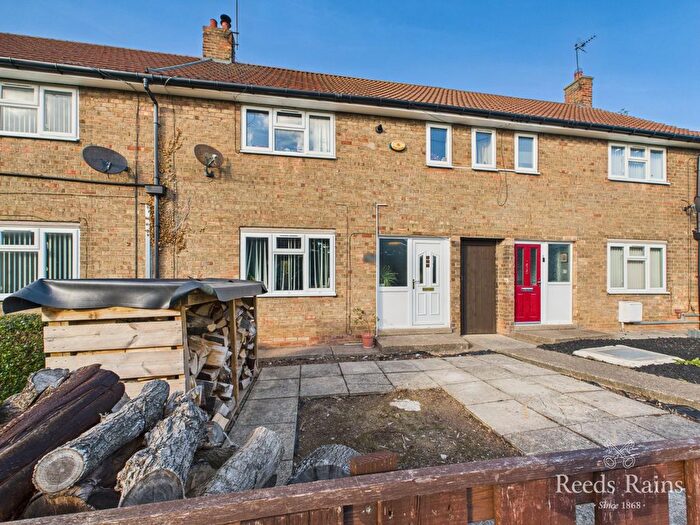 3 Bedroom Terraced House For Sale In Preston Road, Hull, East Riding Of Yorkshire, HU9