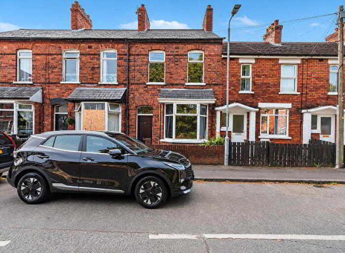 2 Bedroom Terrace House For Sale In Parkgate Avenue, Belfast, BT4