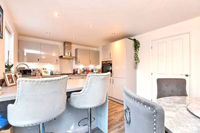 5 Bedroom Detached House For Sale In Swinley Forest Drive, Appleton, WA4