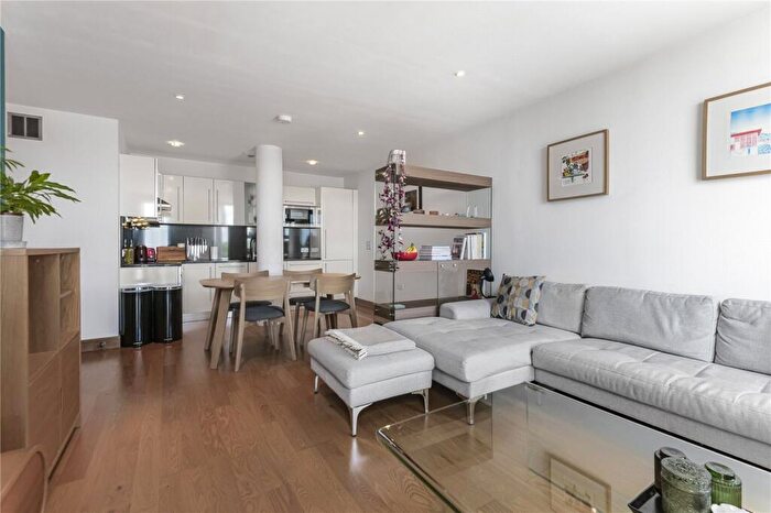 2 Bedroom Apartment To Rent In Scarbrook Road, Croydon, CR0