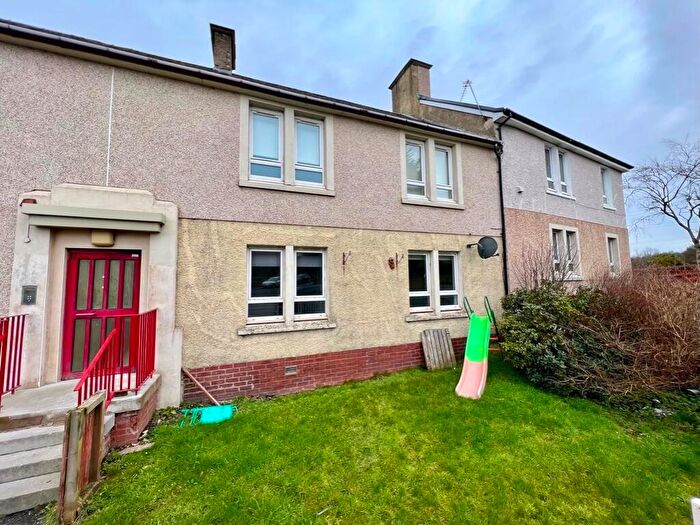 2 Bedroom Ground Maisonette To Rent In Bellside Road, Chapelhall, Airdrie, Lanarkshire, ML6