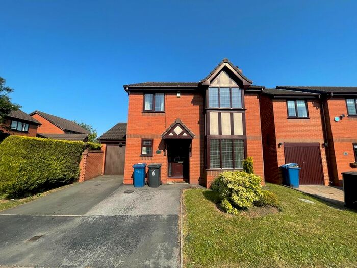 4 Bedroom Detached House To Rent In Baskeyfield Close, Lichfield, WS14