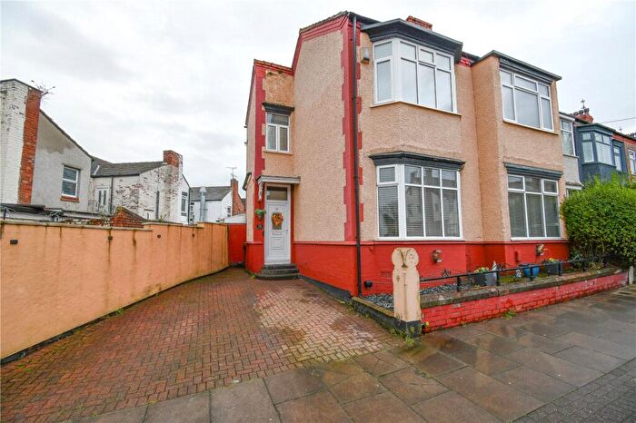 3 Bedroom End Of Terrace House For Sale In Singleton Avenue, Tranmere, Wirral, CH42