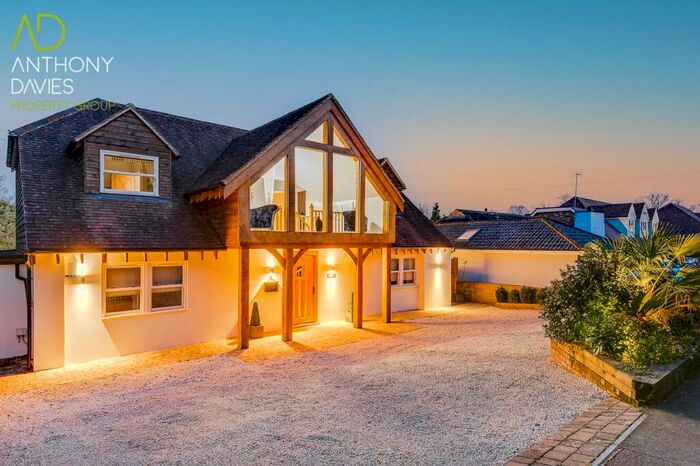 4 Bedroom Detached House To Rent In Allard Way, Broxbourne, EN10