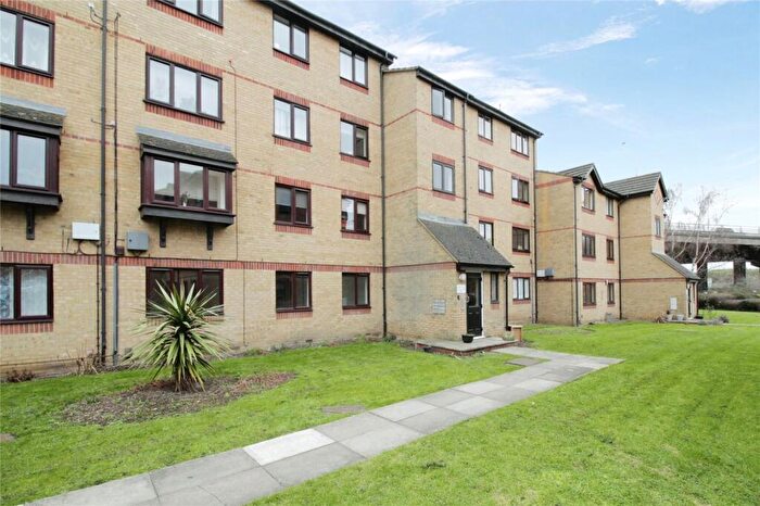 2 Bedroom Apartment To Rent In Waterville Drive, Vange, Basildon, SS16