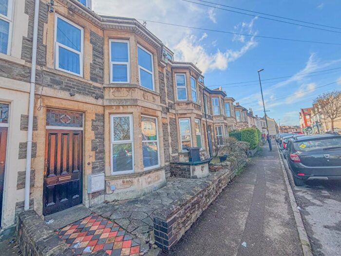 6 Bedroom Terraced House To Rent In North View, Westbury Park, Bristol, Somerset, BS6