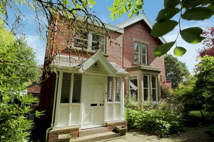 4 Bedroom Detached House For Sale In Painshawfield Road, Stocksfield, NE43