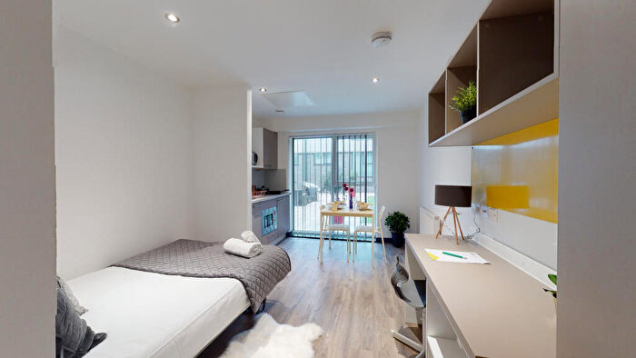 Studio To Rent In , Large Studio, Opto Village, Luton, LU1