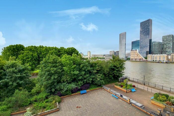 2 Bedroom Flat To Rent In Somerville Point, Rotherhithe, London, SE16