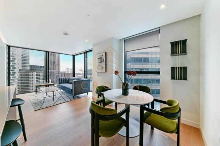 2 Bedroom Apartment To Rent In Hampton Tower - Th Floor, Canary Wharf, E14