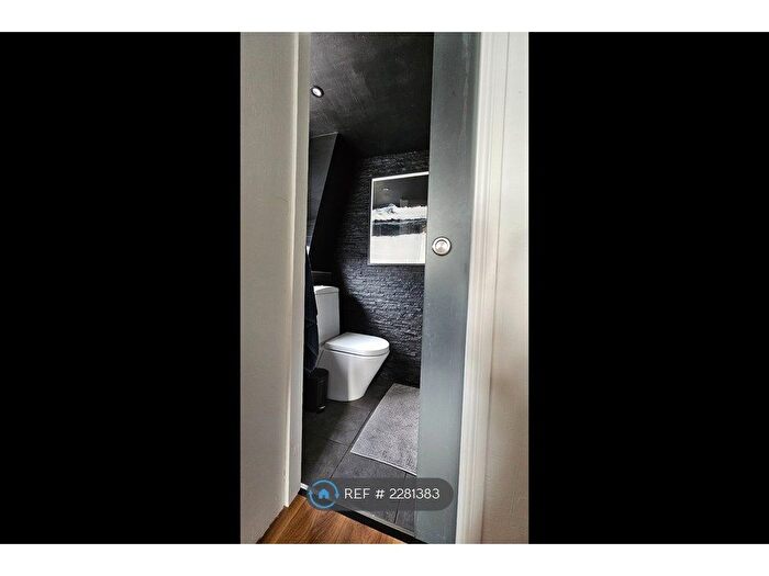 1 Bedroom Flat To Rent In Marine Parade, Brighton, BN2