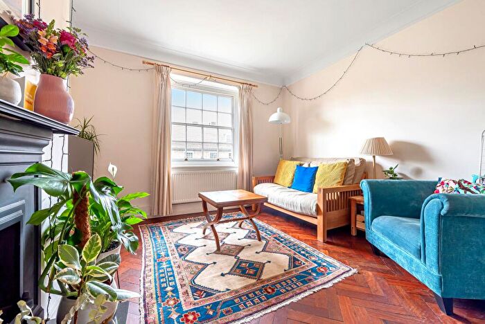 3 Bedroom Apartment To Rent In Sancroft Street, Kennington Palace Court Sancroft Street, SE11