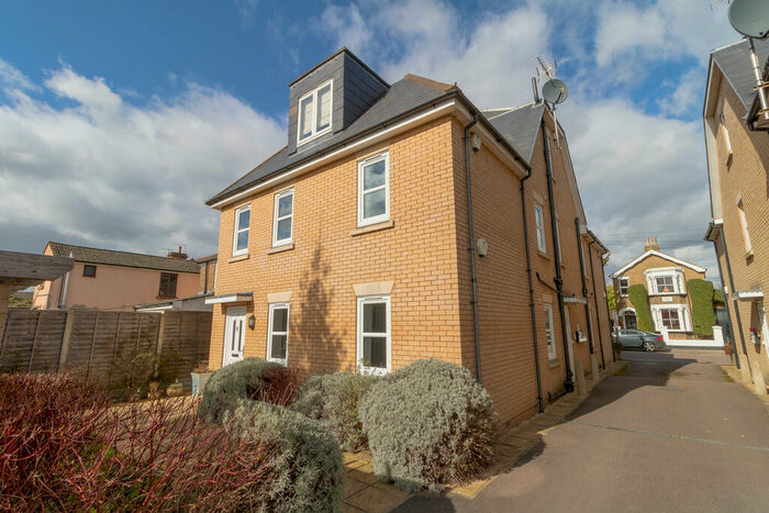 1 Bedroom Apartment To Rent In Ashby Court, Whitley Road, Hoddesdon, EN11