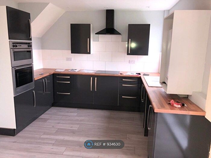 3 Bedroom Terraced House To Rent In Abdale Road, Liverpool, L11