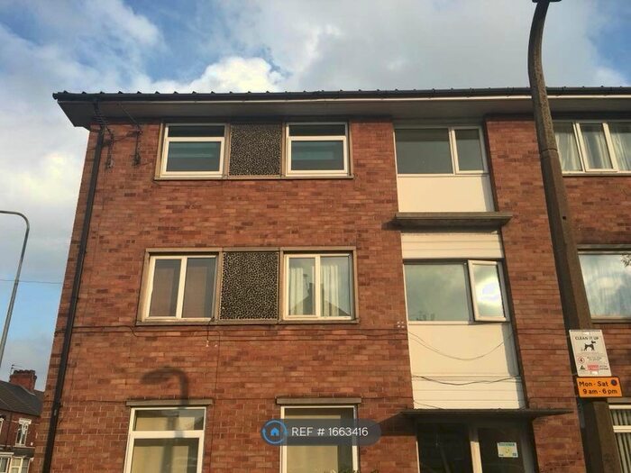 2 Bedroom Flat To Rent In Gervase Street, Scunthorpe, DN15