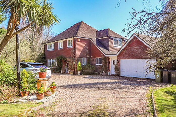 4 Bedroom Detached House For Sale In Woodmans Green Road, Whatlington, TN33