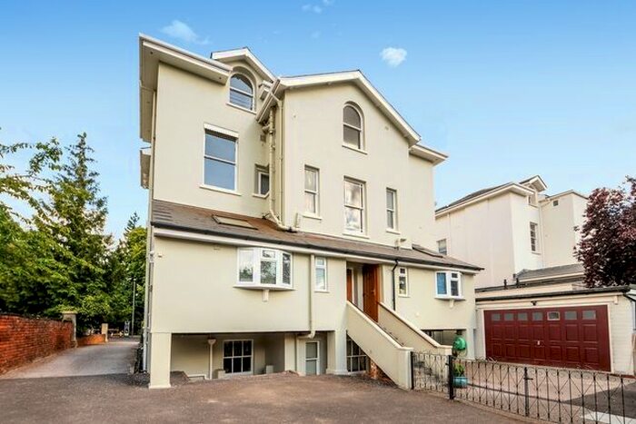 3 Bedroom Flat To Rent In Evesham Road, Cheltenham, GL52