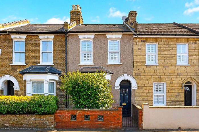 3 Bedroom Terraced House For Sale In Gloucester Road, Walthamstow, London, E17