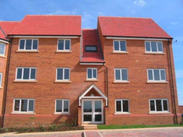 2 Bedroom Flat To Rent In Creswell Place, Cawston, Rugby, CV22