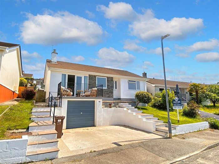 3 Bedroom Bungalow For Sale In Immaculately Presented Bungalow, Helston, TR13
