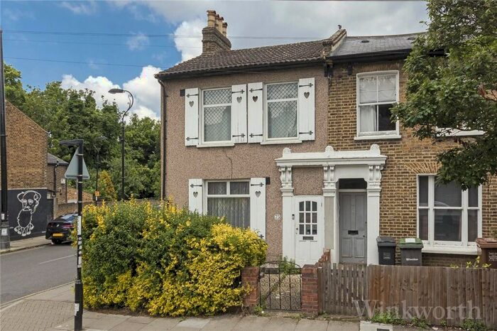 3 Bedroom End Of Terrace House To Rent In Hatcham Park Road, London, SE14