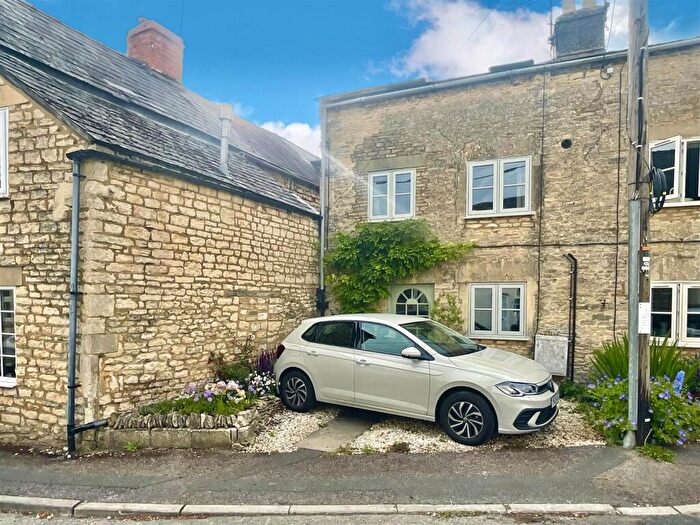 3 Bedroom Semi-Detached House For Sale In Cirencester, GL7
