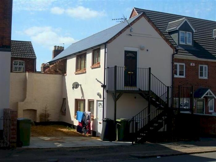 1 Bedroom Flat To Rent In Winstanley Road, Wellingborough, NN8