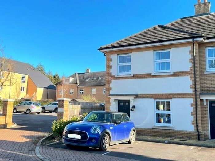 3 Bedroom End Of Terrace House To Rent In Hart Close, Wilton, Salisbury, SP2