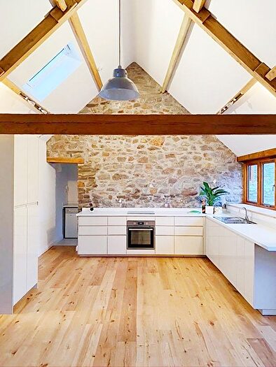 3 Bedroom Semi-Detached House To Rent In Station Road, Bristol, BS49