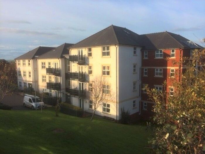 2 Bedroom Flat To Rent In Cleave Road, Sticklepath, Barnstaple, EX31
