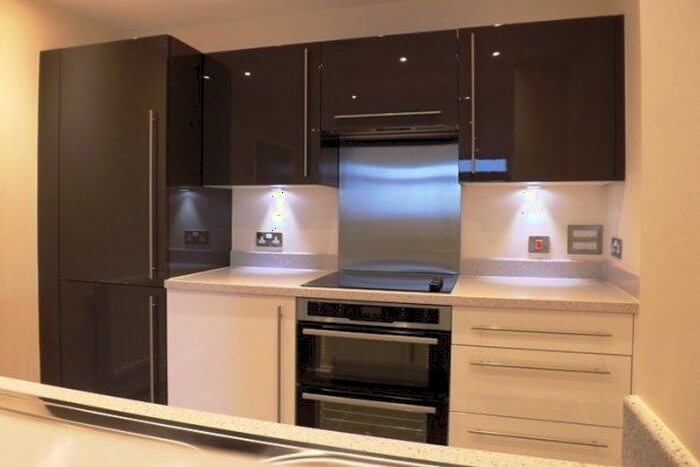 1 Bedroom Flat To Rent In Dunstan Mews, Enfield, EN1