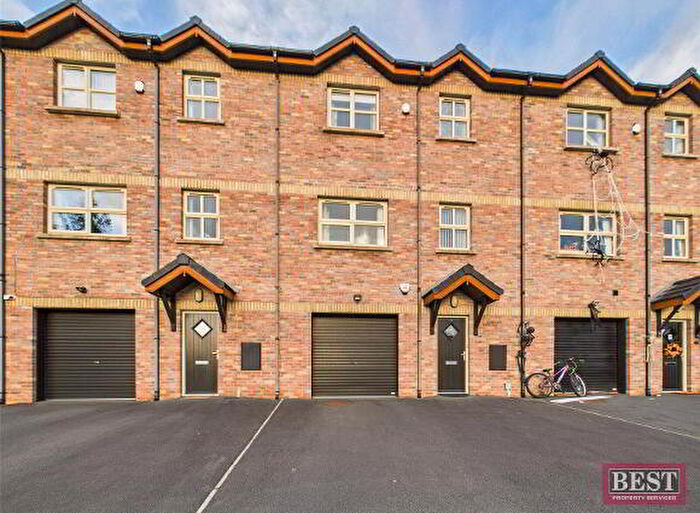 Terrace House For Sale In Ardkivrinn, Newry, BT34