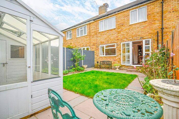 4 Bedroom Terraced House For Sale In Sidney Road, Walton-On-Thames, KT12