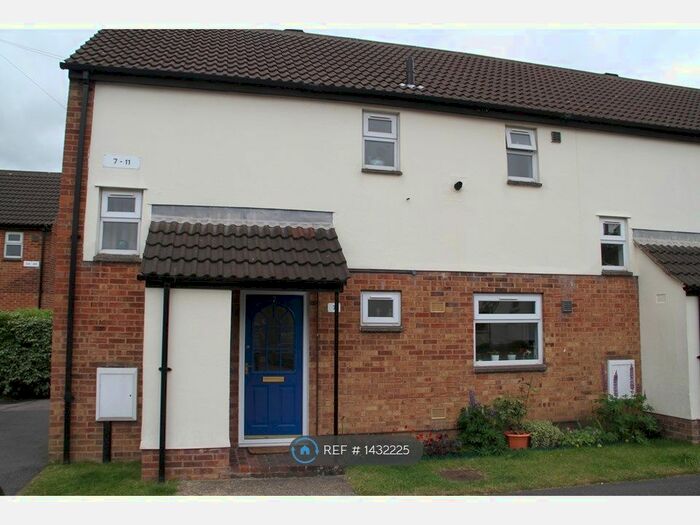 3 Bedroom Semi-Detached House To Rent In Spencer Road, Norwich, NR6