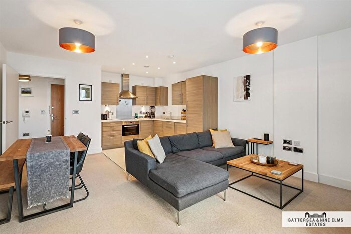 1 Bedroom Flat For Sale In St. Josephs Street, London, SW8