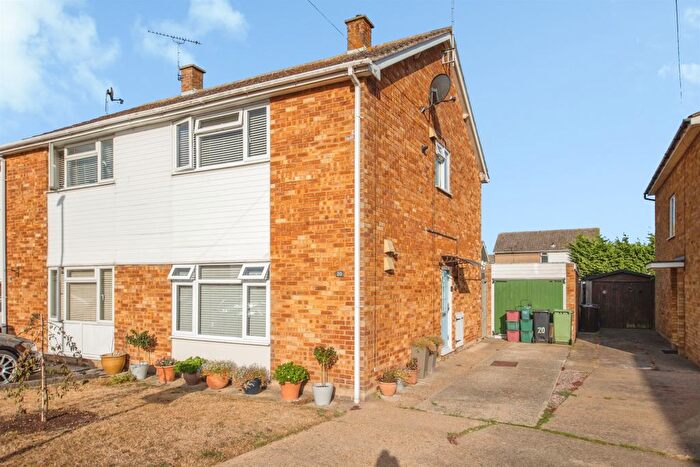 3 Bedroom Semi-Detached House For Sale In James Gardens, St. Osyth, Clacton-On-Sea, CO16