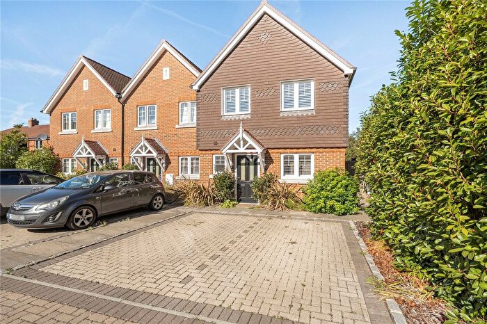 3 Bedroom Semi-Detached House To Rent In Alder Grove, Chilworth, Guildford, GU4