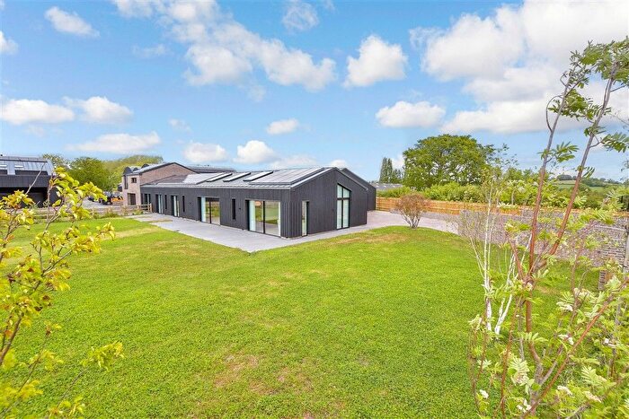 4 Bedroom Semi-Detached Bungalow For Sale In Hartfield Road, Cowden, Kent, TN8