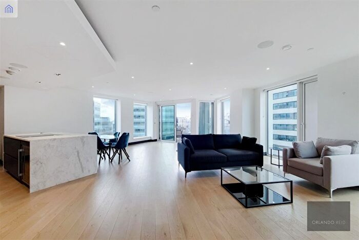 3 Bedroom Flat To Rent In Marquis House, Hammersmith, W6