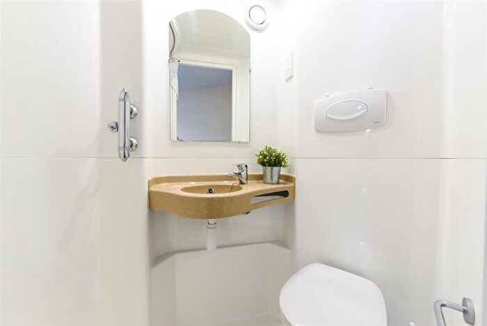 1 Bedroom Flat To Rent In Shakespeare Street, Nottingham, NG1