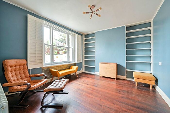 1 Bedroom Flat To Rent In Southwark Park Road, Bermondsey, London, SE16