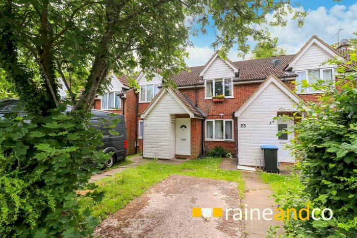 1 Bedroom Maisonette To Rent In Sandifield, Hatfield, AL10