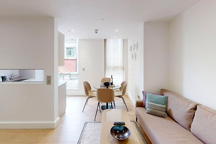 2 Bedroom Flat To Rent In City Of London, EC4A