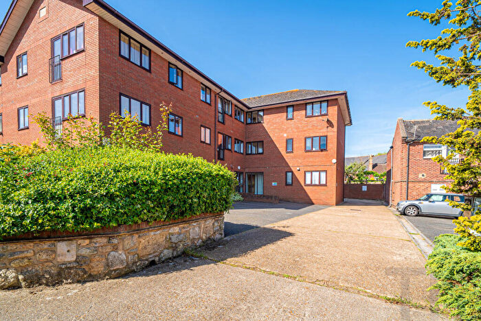 1 Bedroom Flat To Rent In Newport, Isle Of Wight, PO30