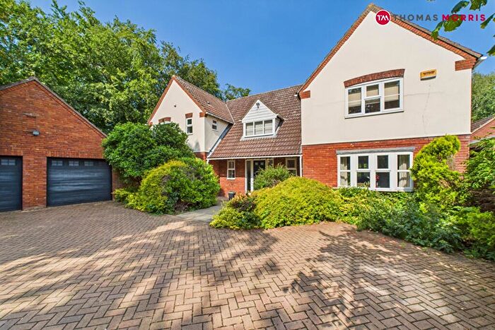 5 Bedroom Detached House For Sale In Cross Farm Close, Hilton, Huntingdon, Cambridgeshire, PE28