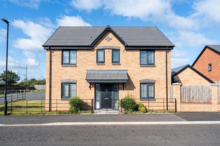 4 Bedroom Detached House For Sale In Windmill Avenue, North Shields, NE29