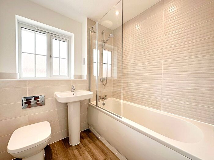 3 Bedroom Detached House To Rent In Leycester Close, Oadby, Leicester, LE2