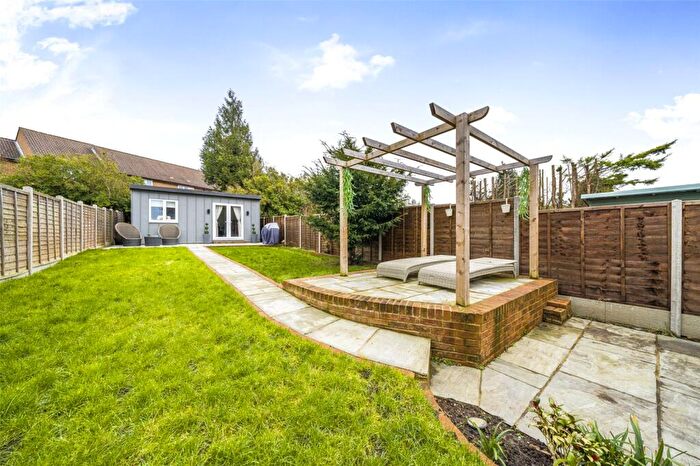 2 Bedroom Semi-Detached House For Sale In Ridgeway, Dartford, Kent, DA2