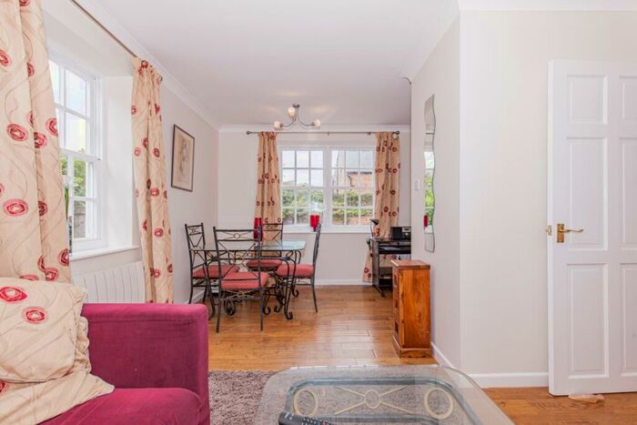 1 Bedroom Apartment To Rent In Jeune Street, St Clements, OX4